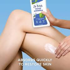 ST IVES RENEWING BODY LOTION WITH COLLAGEN AND ELASTIN 621ML - Image 3